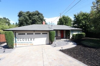 Building Photo - 2906 Putnam Blvd