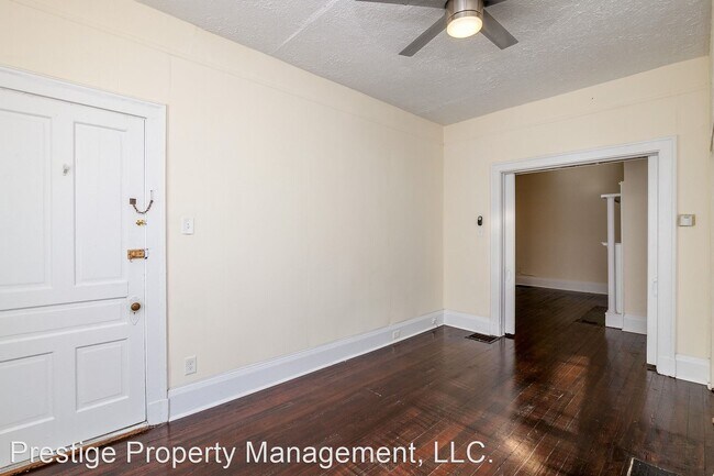 Building Photo - 2413 W Clifton Ave