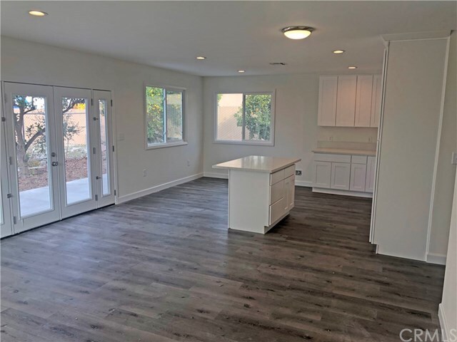 Building Photo - 207 Sierra Pl