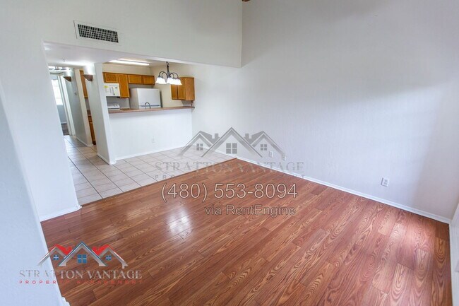 Foto del edificio - 3716 E University Dr