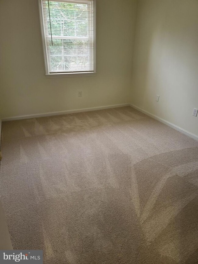 Building Photo - 4501 Pinecrest Heights Dr