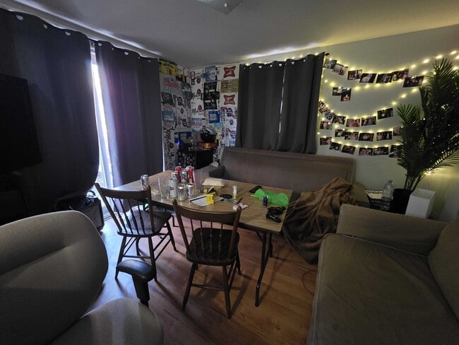 Photo du bâtiment - 254 Barrie St