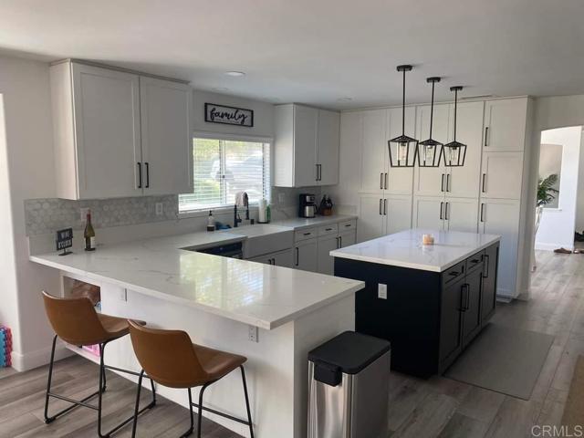 Foto del edificio - 25905 Matlin Rd