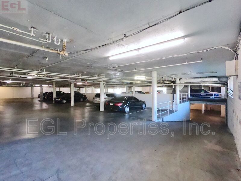 Foto del edificio - 400 S Kingsley Dr
