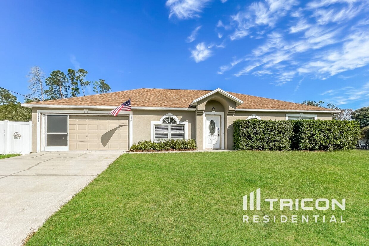 Foto principal - 9297 Oak Grove St