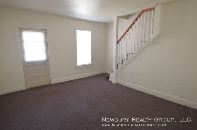 Building Photo - Barberry Court Townhouse Available Soon