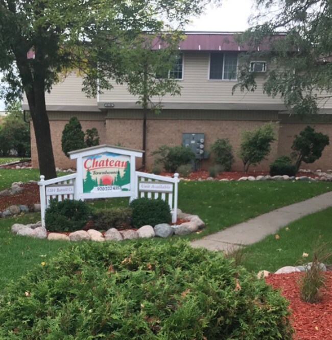Chateau Townhomes Apartments in Appleton, WI