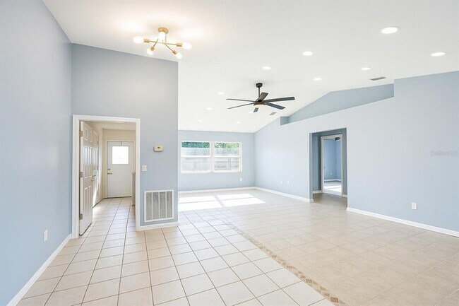 Foto del edificio - 1341 Rural Hall St