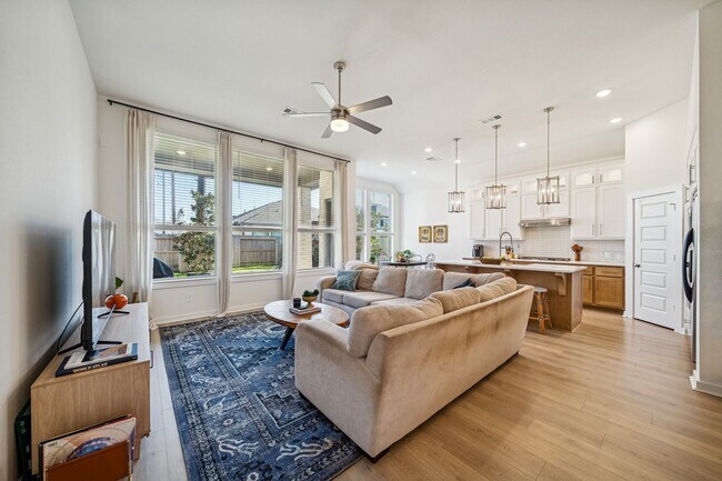 Foto del edificio - 30207 Gold Finch Pl