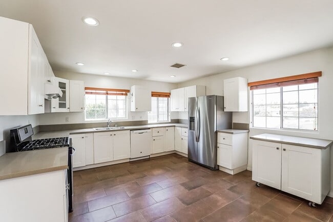 Photo - Washington Duplex Apartment