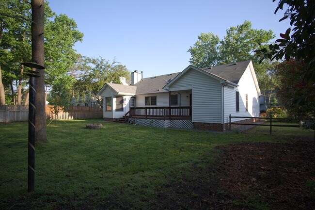 Back - 103 Conway CT