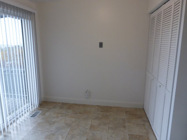 Foto del edificio - 475 N St E