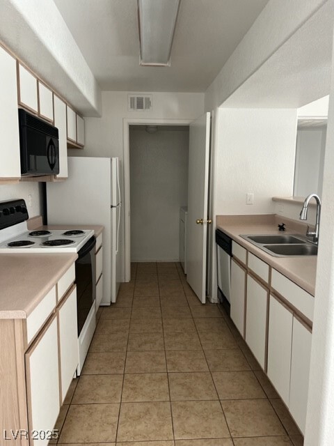 Primary Photo - 2300 E Silverado Ranch Blvd