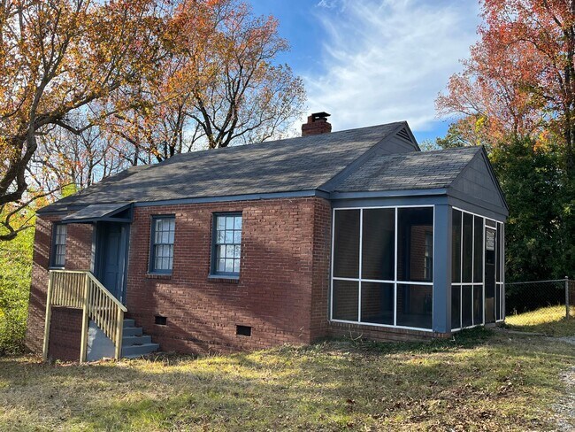 Foto del edificio - **UPCOMING**Near Ft. Benning. Columbus, GA 2 Bedroom/1 Bathroom Home for Rent***