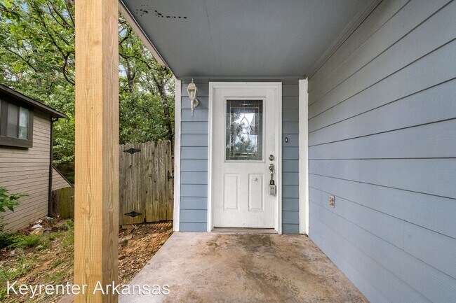 Building Photo - 3 br, 2.5 bath House - 2956 Sterling Ct