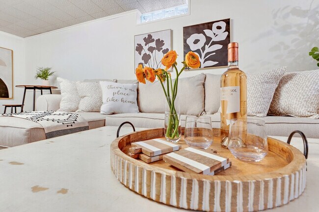 Building Photo - 17035 9th Ave N