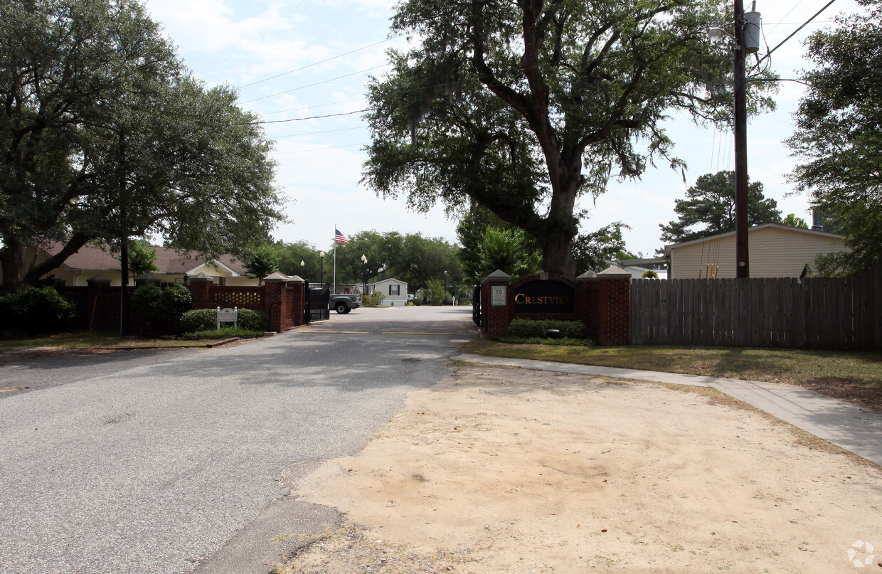 Foto del edificio - Crestview Mobile Home Park