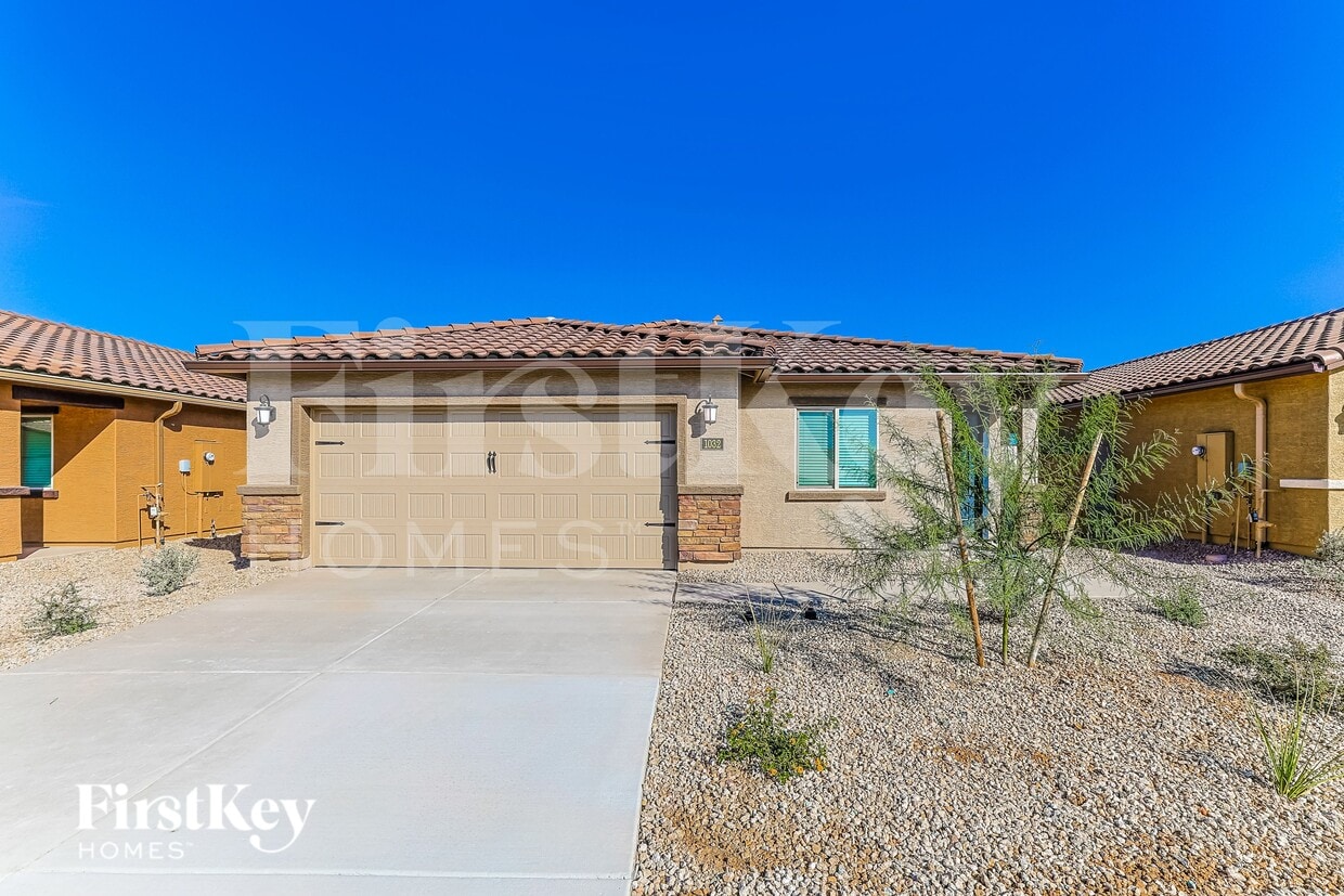 Primary Photo - 1032 W 20th St