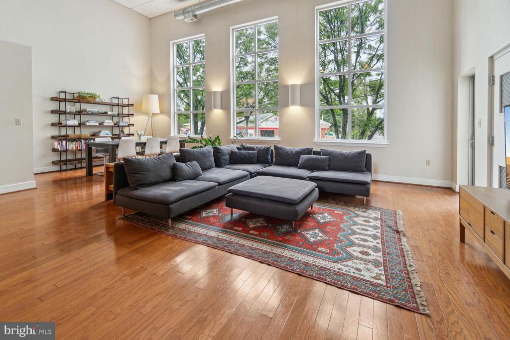 Foto principal - 8322 Fenton St