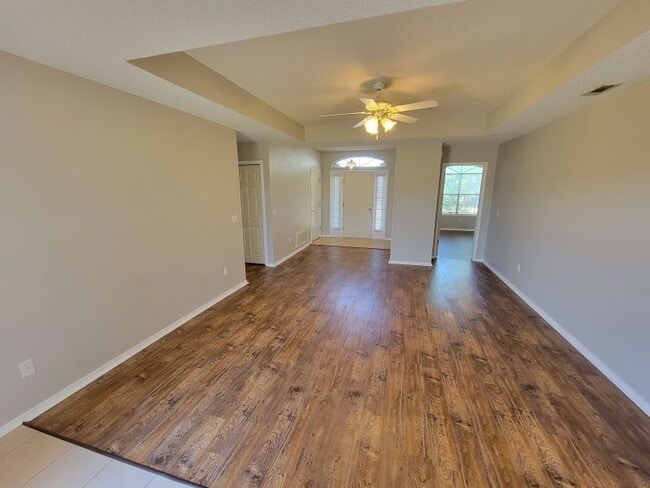 Foto del edificio - 1010 S Liberty Dr