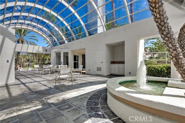 Building Photo - 6 Vista Del Mar