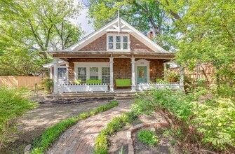 Building Photo - 419 Paulus Ave