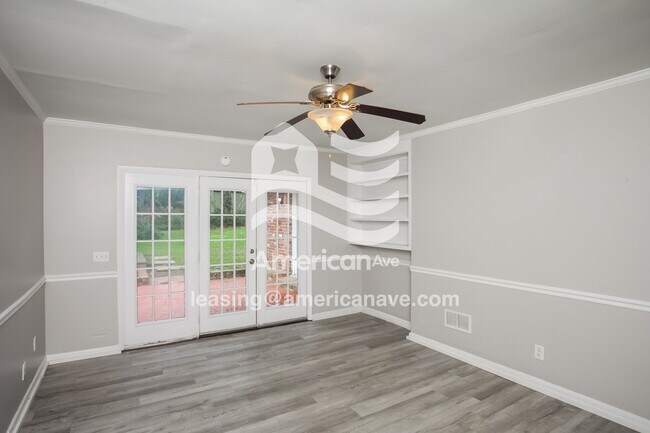 Foto del edificio - 6824 Eastbrook Rd