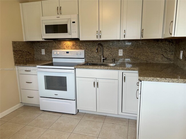 Foto del edificio - 6241 SW 38th Ct