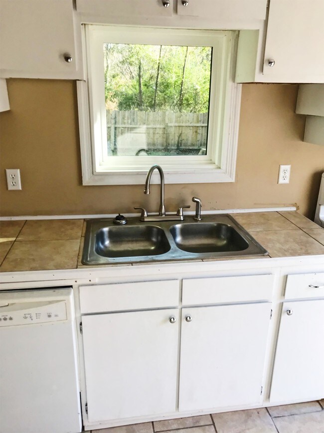 1959 Ferguson Rd Charleston Sc 29412 House For Rent In