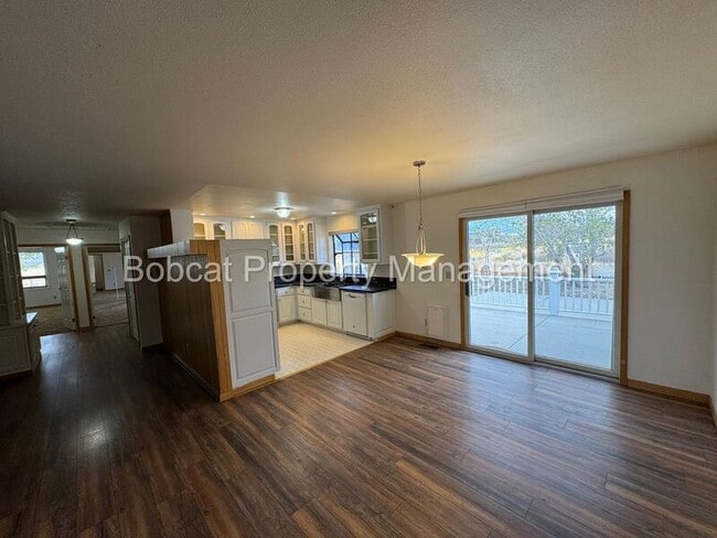 Building Photo - 3722 Lyla Ln