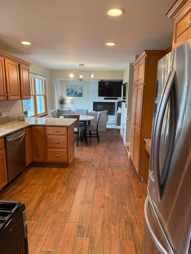 Kitchen - 20 Highwood Way