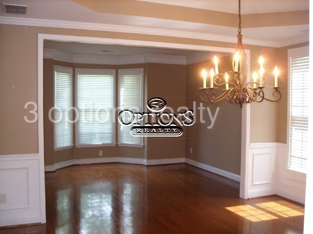 Foto del edificio - 1112 Lakefield Walk