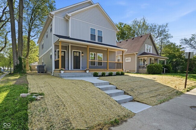 Foto del edificio - 4623 Rookwood Ave