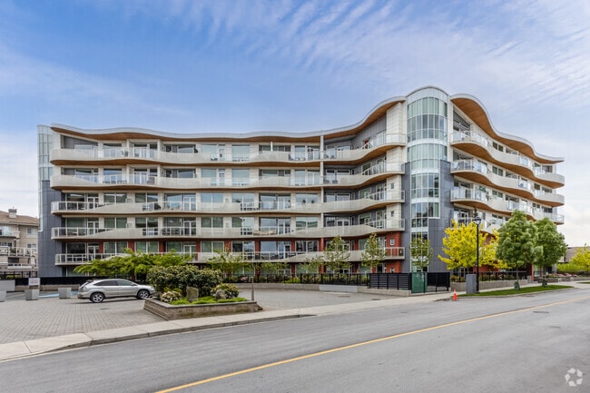 Building Photo - Legacy On Park Avenue