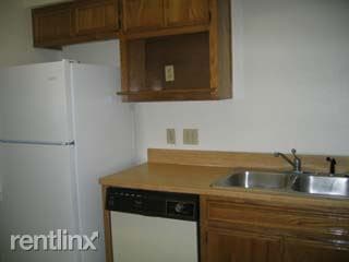 Building Photo - 1429 Eagle Dr