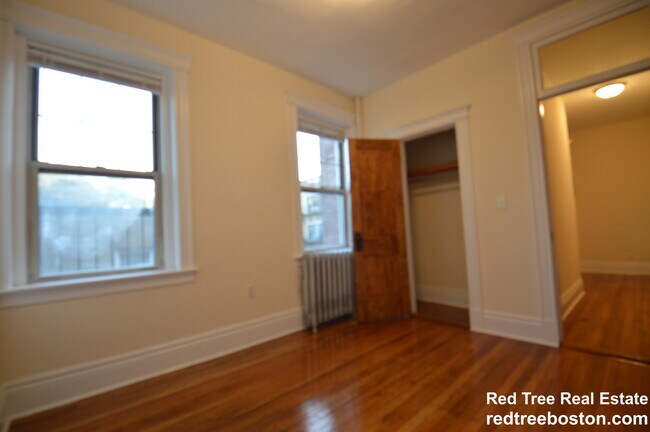 Foto del edificio - 31 Park Dr