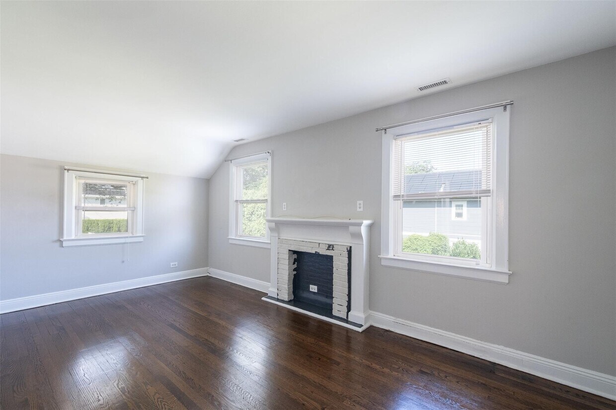 Foto principal - 1078 Washington Ave
