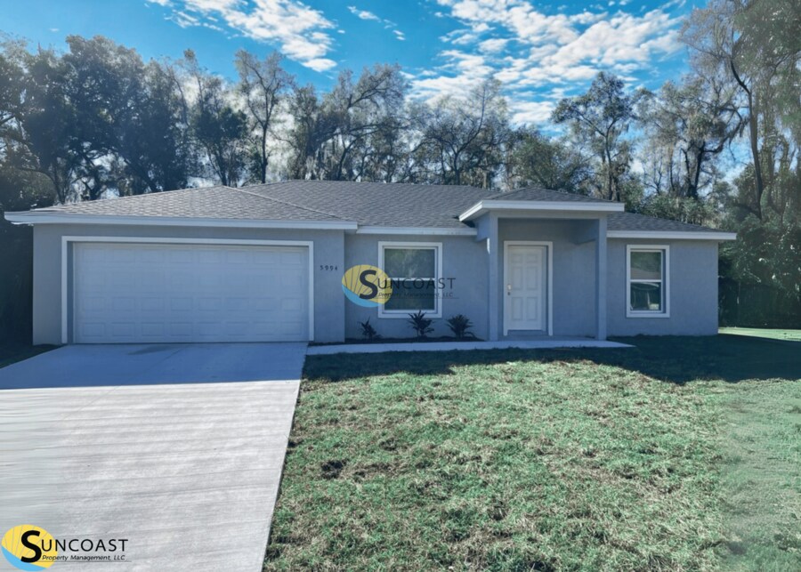 Foto principal - 5994 E Willow St