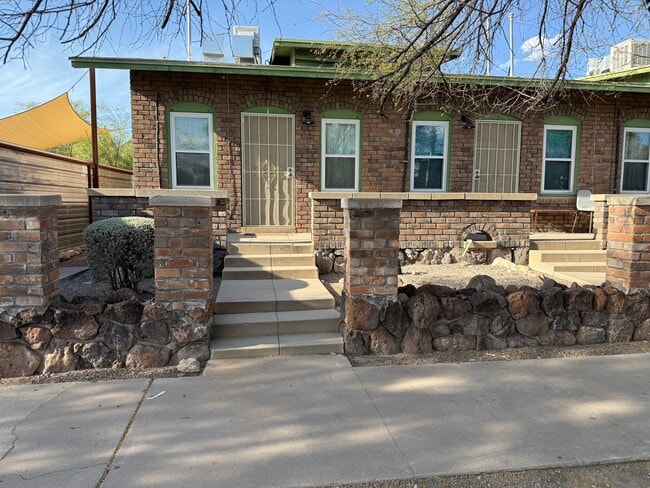 Building Photo - Railroad in Tucson