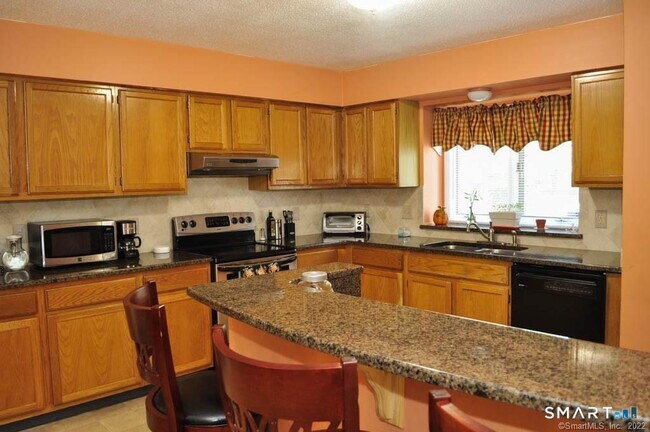 Foto del edificio - 605 Sandstone Dr