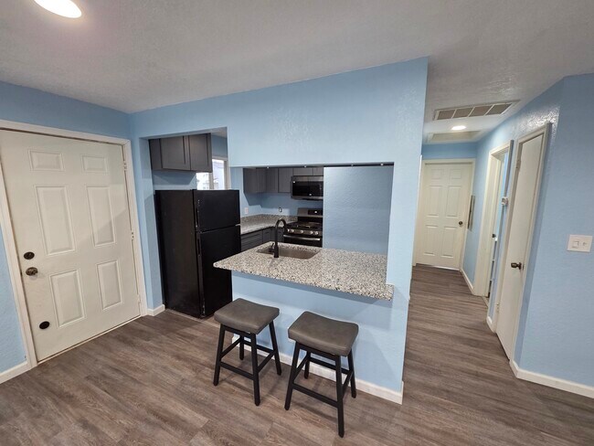 Foto del edificio - 816 E 30th St