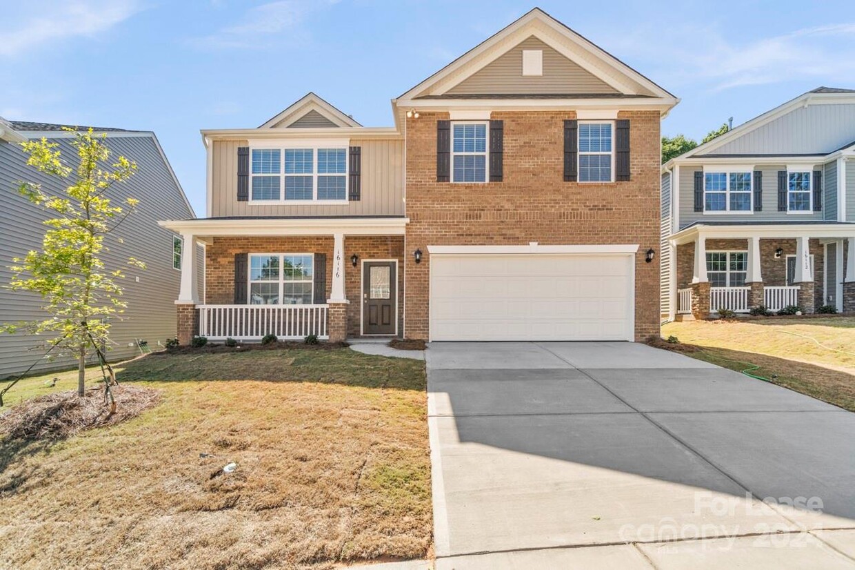 Primary Photo - 16116 Trenton Green Ln