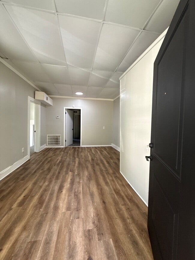 Building Photo - 812 Tyus St