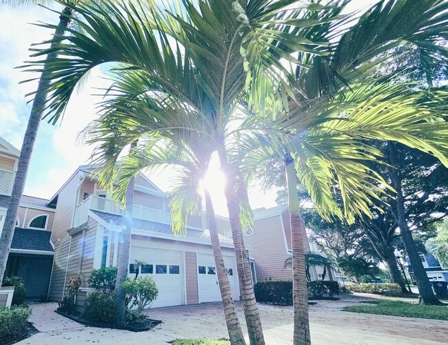 Building Photo - 5305 Buckhead Cir