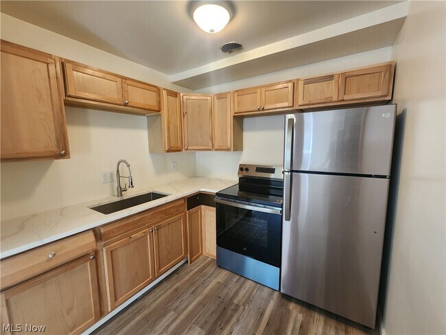 Foto del edificio - 26680 Tungsten Rd