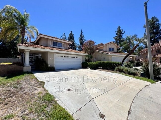 Building Photo - 40132 Villa Venecia