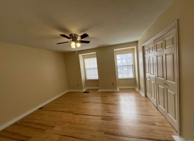 Building Photo - 110 Westchase Dr