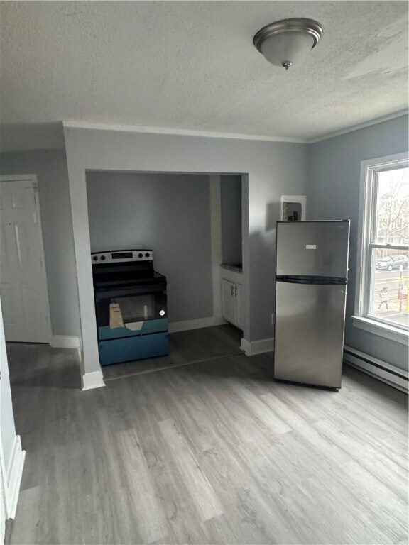 Foto del edificio - 751 Dewey Ave