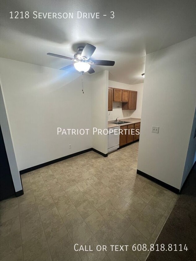 Primary Photo - 1 bedroom/ 1 bath apartment in Sun Prairie...