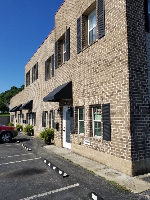 725 W Main St, Morehead, KY 40351 Apartments in Morehead, KY